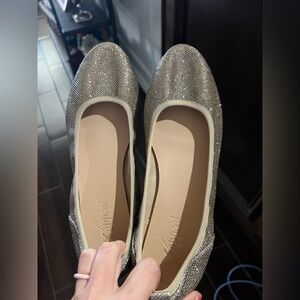XAPPEAL Womens Clair Slip On Ballet Flat Shoes, Gold
